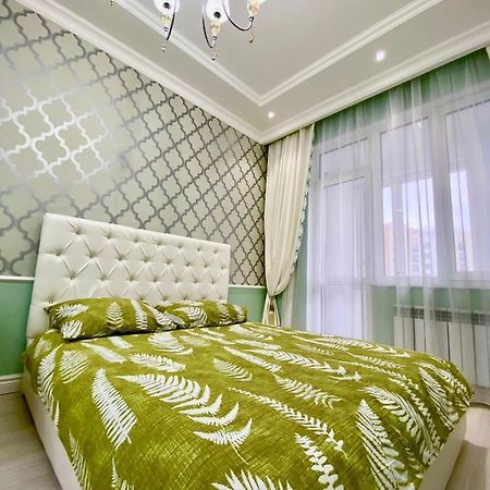 Expo Boulevard-5 Apartment Astana Bagian luar foto