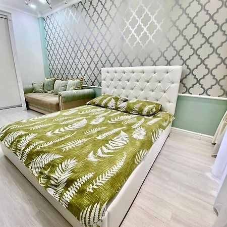 Expo Boulevard-5 Apartment Astana Bagian luar foto