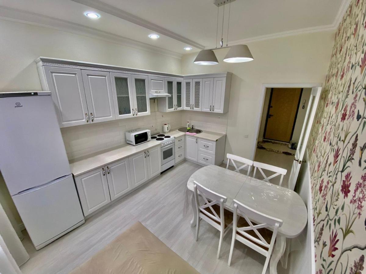 Expo Boulevard-5 Apartment Astana Bagian luar foto